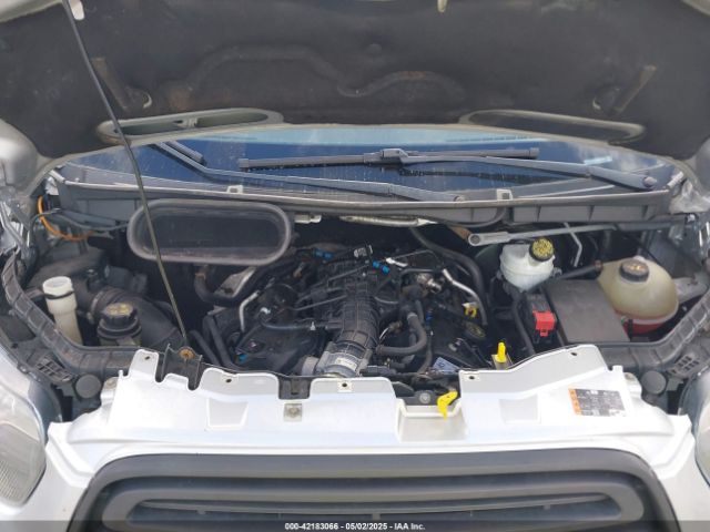 1FTYR1ZG1HKA17596 Ford Transit-250