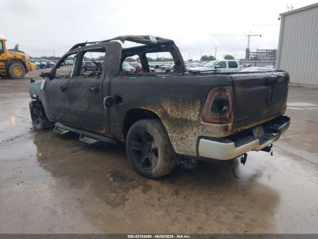 2020 RAM 1500 1C6RRFFGXLN341957 Photo 2