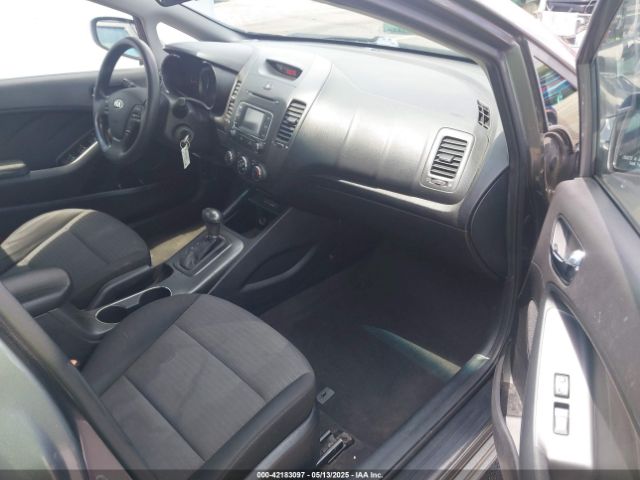 KNAFX4A67G5550953 KIA FORTE LX
