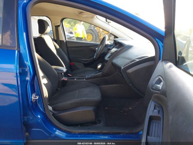 1FADP3K25JL309837 Ford FOCUS SE