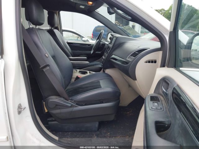 2C4RDGCG4HR742187 Dodge Grand Caravan Sxt