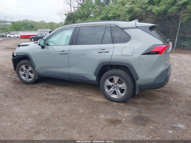2T3P1RFV8PW335712 Toyota Rav4 Xle