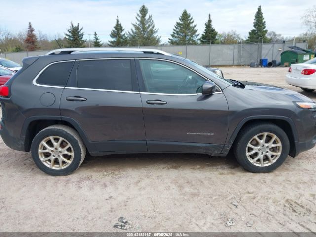 1C4PJLCS9FW542181 Jeep Cherokee Latitude