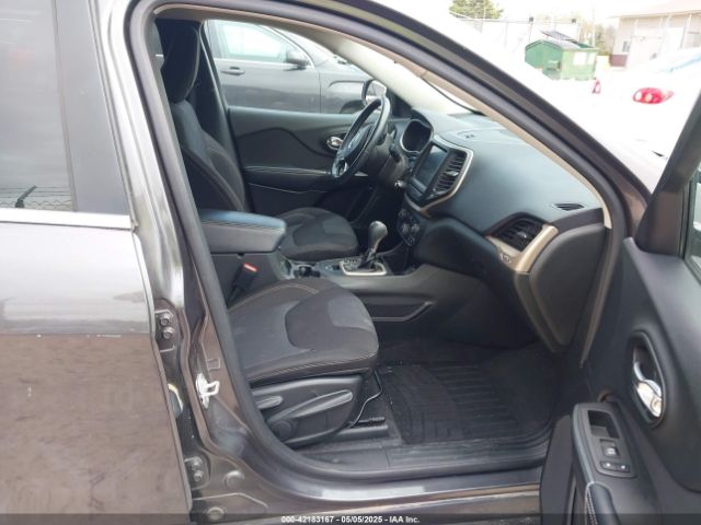 1C4PJLCS9FW542181 Jeep Cherokee Latitude