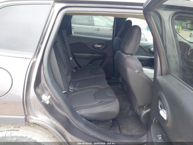 1C4PJLCS9FW542181 Jeep Cherokee Latitude