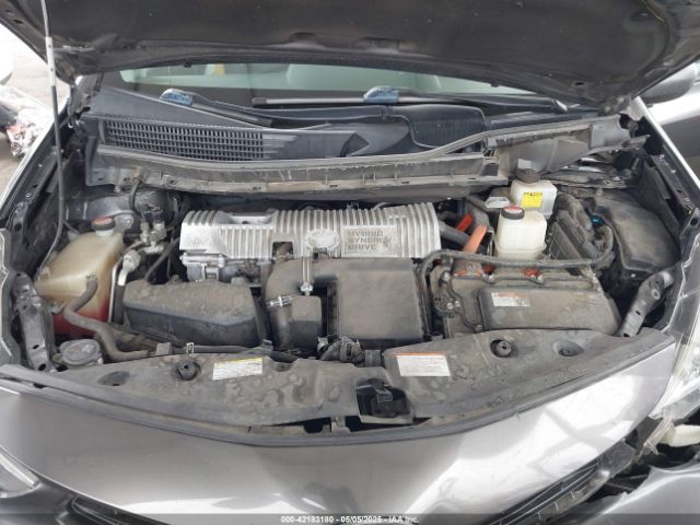 JTDZN3EU3HJ058034 Toyota Prius V Four