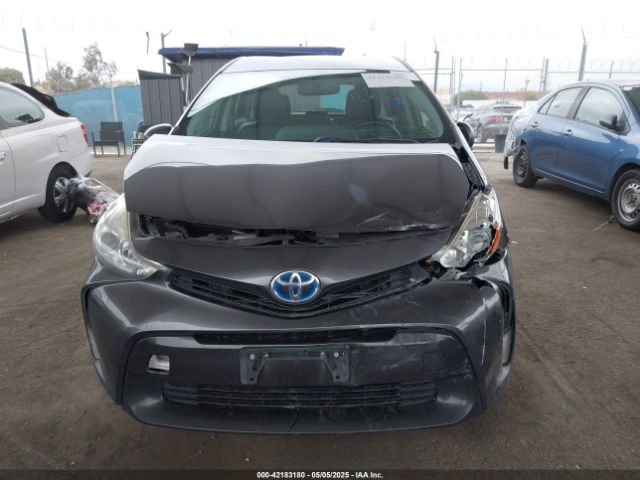 JTDZN3EU3HJ058034 Toyota Prius V Four