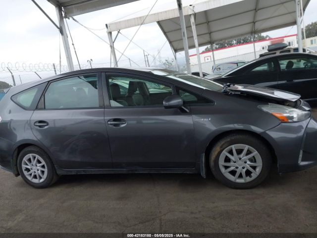 JTDZN3EU3HJ058034 Toyota Prius V Four