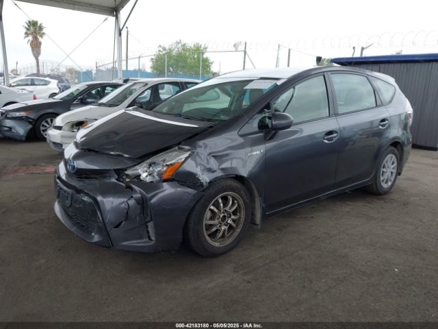JTDZN3EU3HJ058034 Toyota Prius V Four