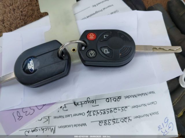 1FADP3K2XEL326882 Ford FOCUS SE