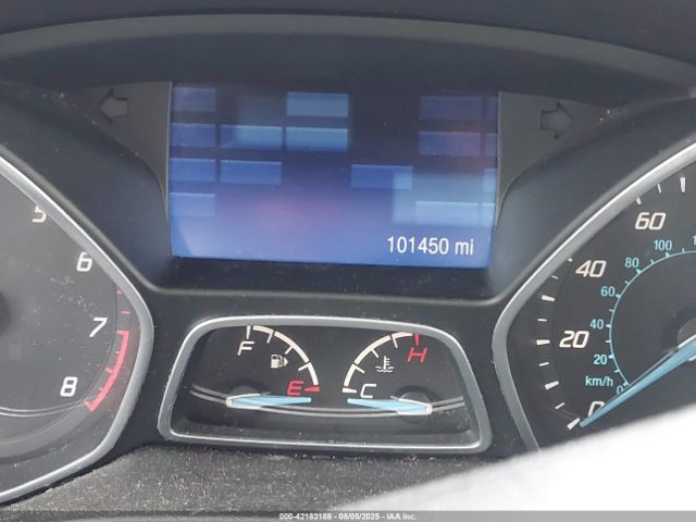 1FADP3K2XEL326882 Ford FOCUS SE