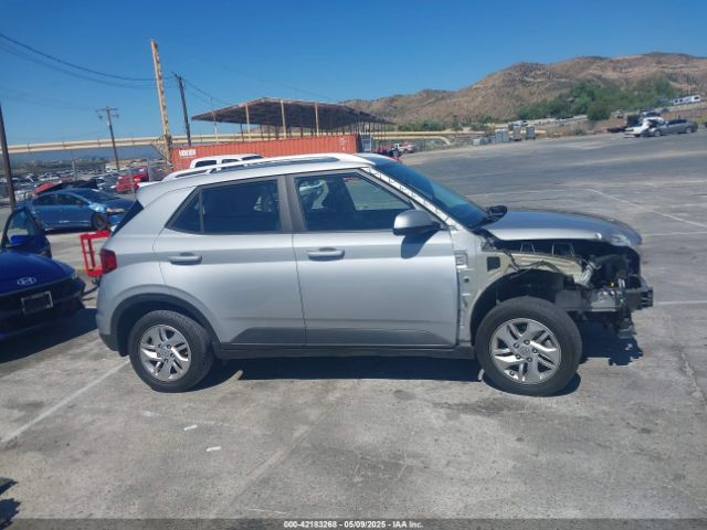 KMHRC8A36LU024785 Hyundai Venue Sel