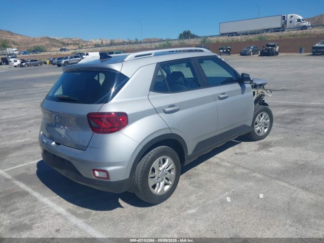 KMHRC8A36LU024785 Hyundai Venue Sel