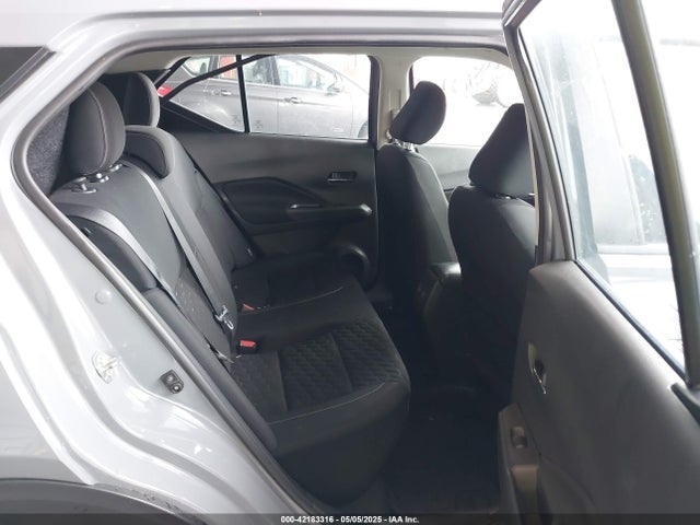 3N1CP5CV7NL477969 Nissan Kicks Sv Xtronic Cvt