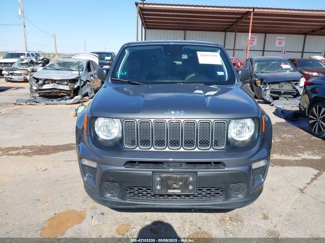 ZACNJDA13NPN49563 Jeep 2022