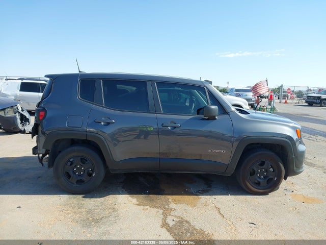 ZACNJDA13NPN49563 Jeep 2022