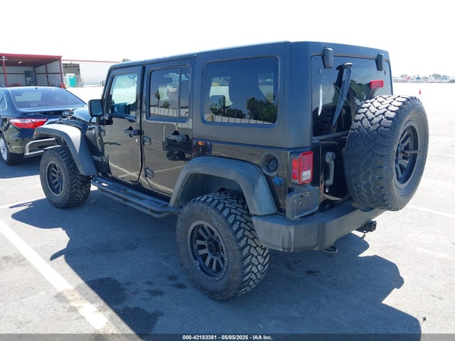 1C4BJWFG0EL246503 Jeep Wrangler Unlimited Rubicon