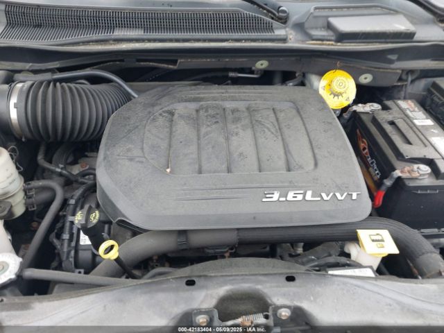 2C4RC1BG6ER208900 Chrysler Town and Country