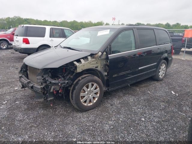 2C4RC1BG6ER208900 Chrysler Town and Country