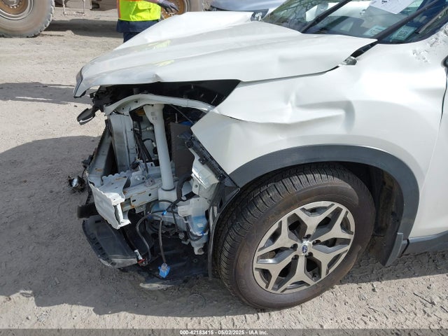 JF2SKAFC5MH552712 Subaru Forester Premium
