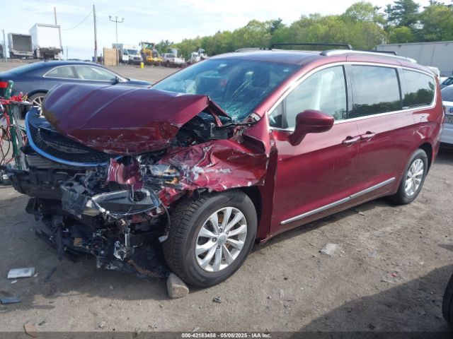 2019 CHRYSLER PACIFICA 2C4RC1BG4KR596866 Photo 1