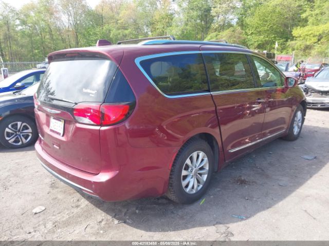2019 CHRYSLER PACIFICA 2C4RC1BG4KR596866 Photo 3