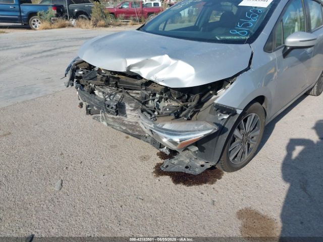 3N1CN8EV0ML815652 Nissan Versa Sv Xtronic Cvt