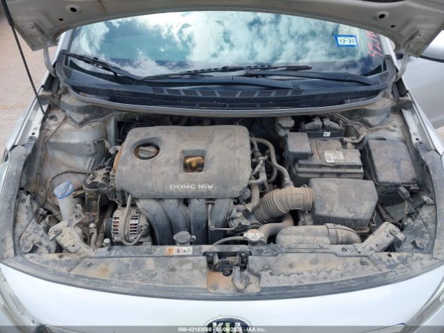 3KPFK4A7XJE267727 KIA FORTE LX