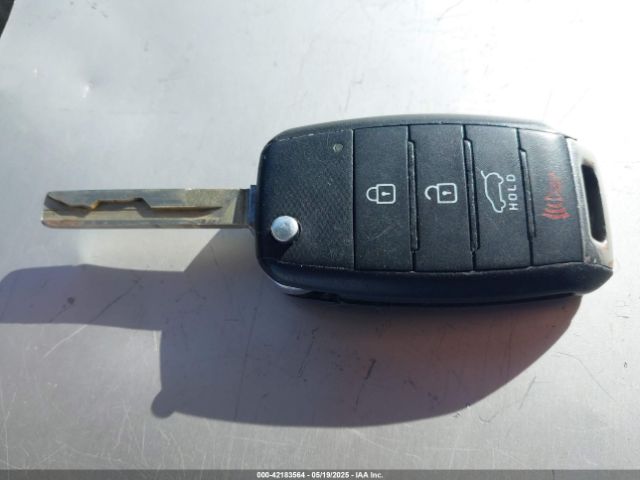 5XYPG4A31HG266658 KIA Sorento 2.4l Lx