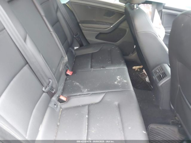 3VW217AUXGM015805 Volkswagen Golf Tsi Se 4-door