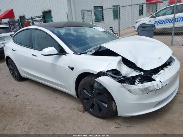 2025 TESLA MODEL 3 5YJ3E1EA3SF987428 Photo 0
