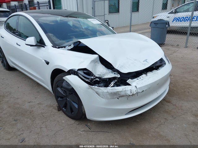 2025 TESLA MODEL 3 5YJ3E1EA3SF987428 Photo 5
