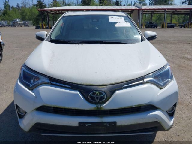 JTMWFREV3JD130995 Toyota Rav4 Xle