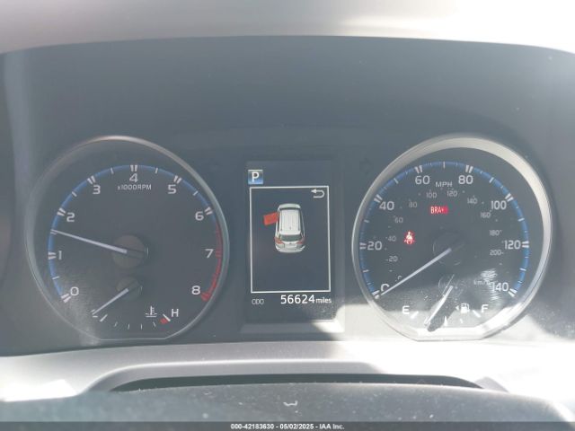 JTMWFREV3JD130995 Toyota Rav4 Xle