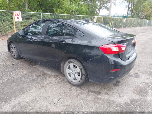 1G1BC5SM8H7235853 Chevrolet Cruze Ls Auto
