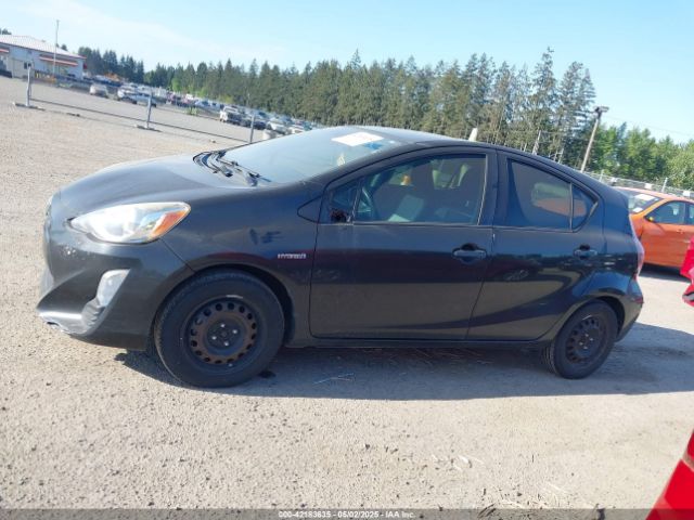 JTDKDTB37G1124535 Toyota Prius C Two