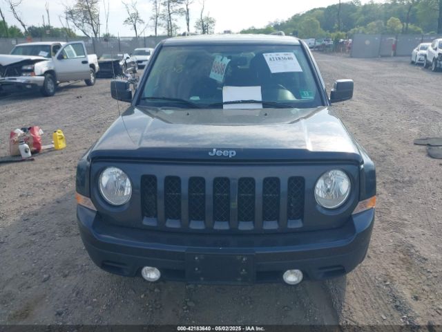 1C4NJPBB4GD569821 Jeep Patriot Sport
