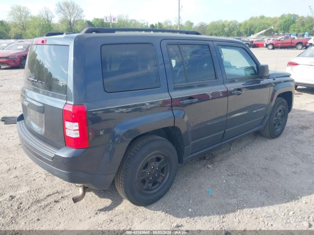 1C4NJPBB4GD569821 Jeep Patriot Sport