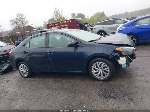 2T1BURHEXKC185698 Toyota COROLLA LE