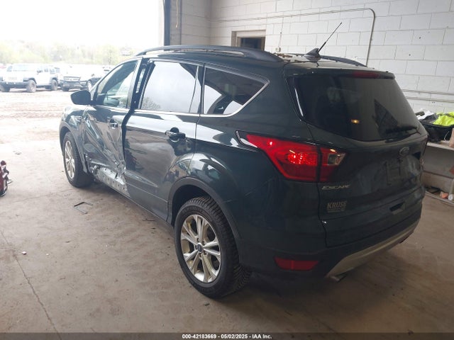 1FMCU9HD5KUB88860 Ford ESCAPE SEL