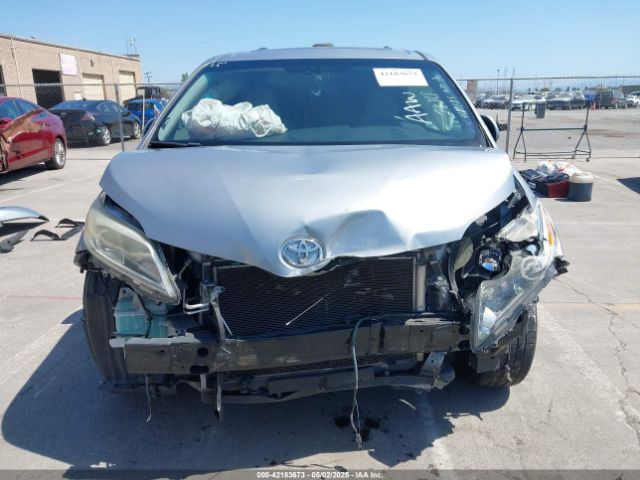 5TDYK3DC5FS594514 Toyota Sienna Limited Premium 7 Passenger