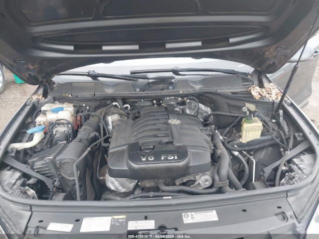 2014 VOLKSWAGEN TOUAREG WVGEF9BP6ED007632 Photo 9