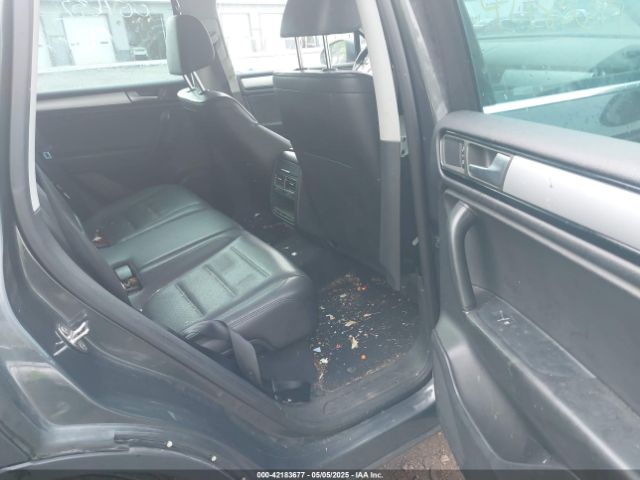2014 VOLKSWAGEN TOUAREG WVGEF9BP6ED007632 Photo 7