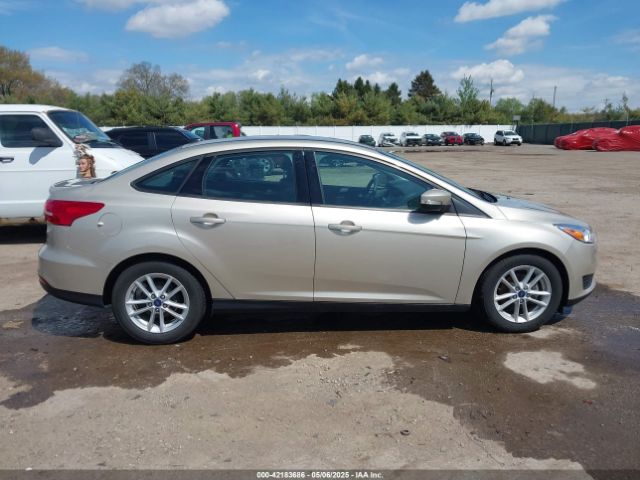 1FADP3F29HL229459 Ford FOCUS SE
