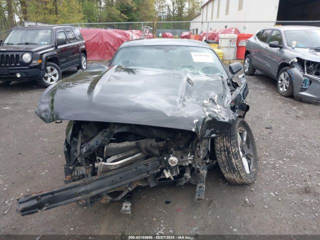 1FA6P8AM3H5322125 Ford Mustang V6