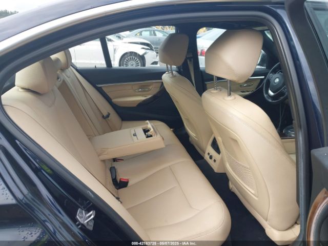 WBA8D9C56HK677926 BMW 330i Xdrive