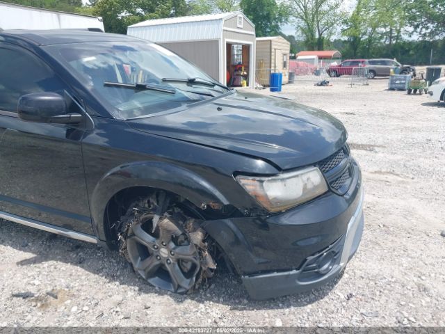 3C4PDCGB1FT505861 Dodge Journey Crossroad