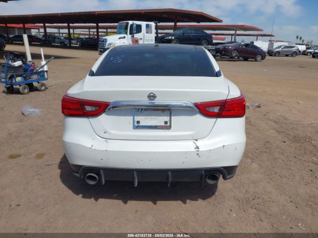 1N4AA6AP8GC379439 Nissan Maxima 3.5 Sl