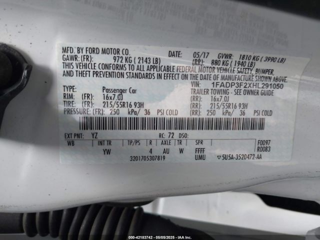 1FADP3F2XHL291050 Ford FOCUS SE