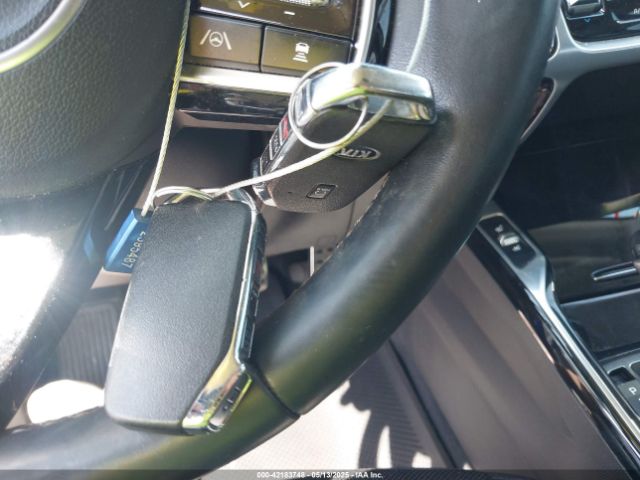 5XYRK4LF4MG028358 KIA Sorento Sx Prestige